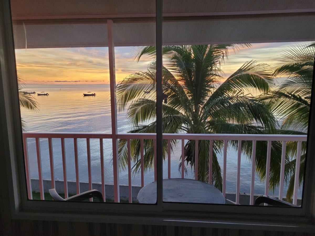 Hotel Posada Del Mar Fresh Water Bay 외부 사진