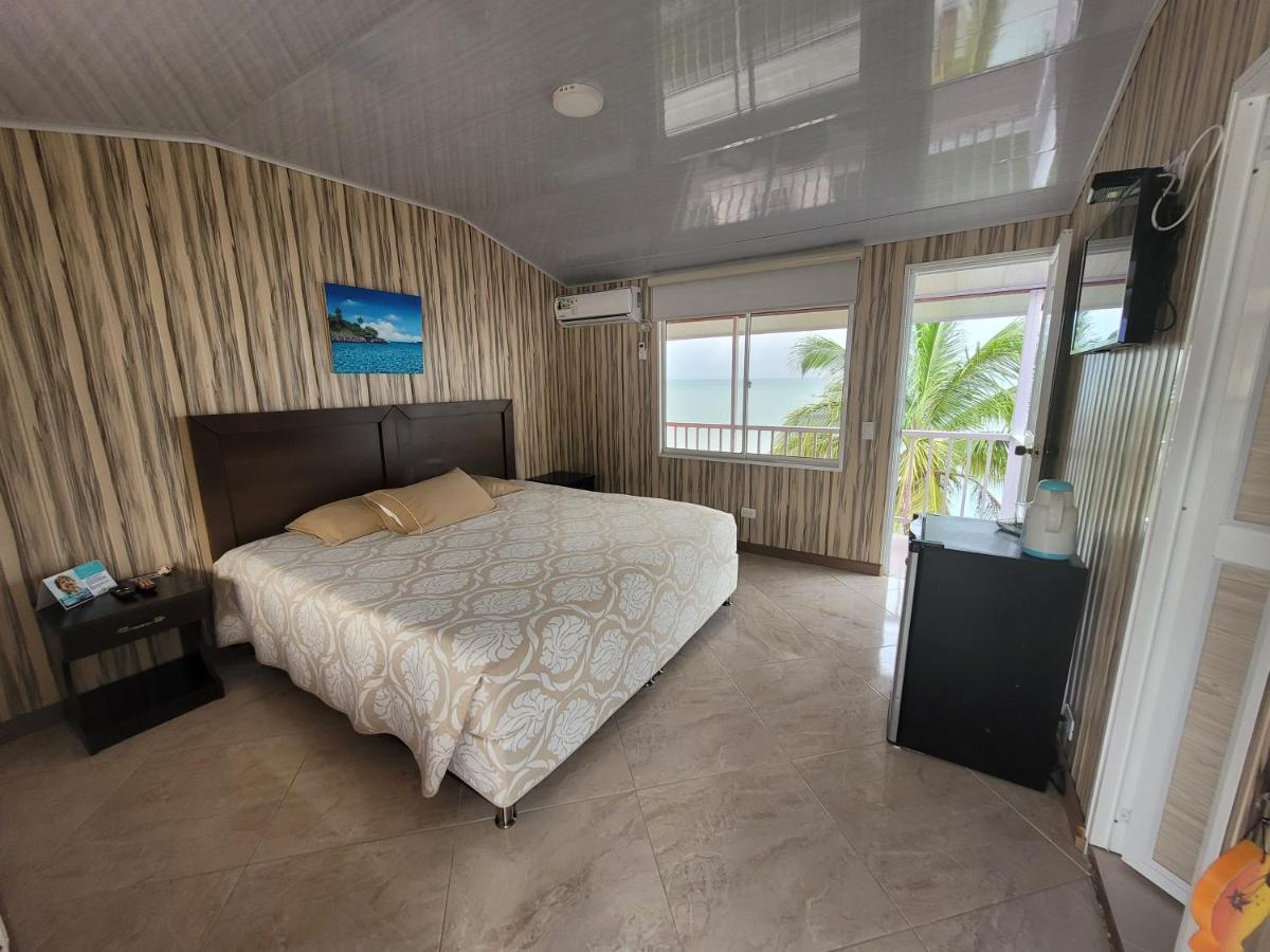 Hotel Posada Del Mar Fresh Water Bay 외부 사진