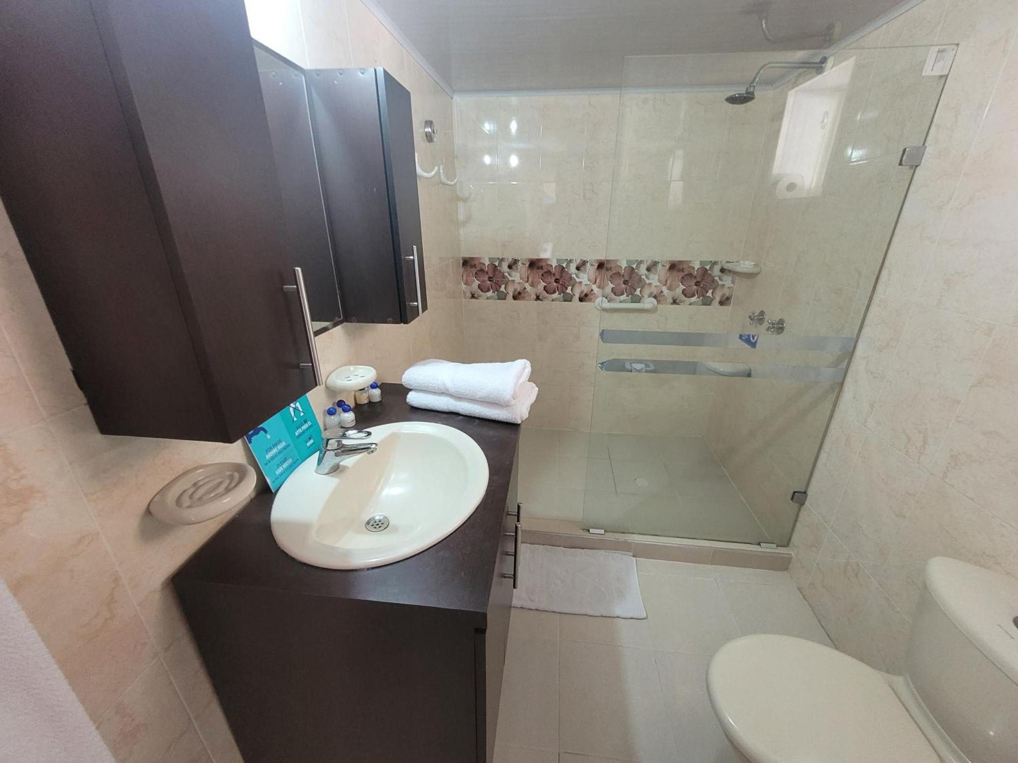 Hotel Posada Del Mar Fresh Water Bay 객실 사진